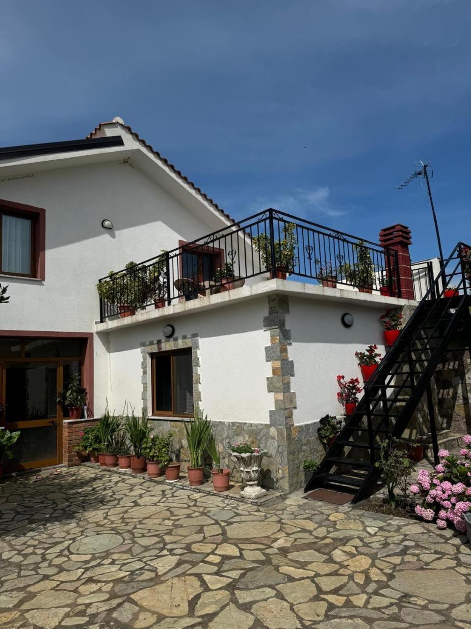Villa Zefi Rrenc Papaj 外观 照片