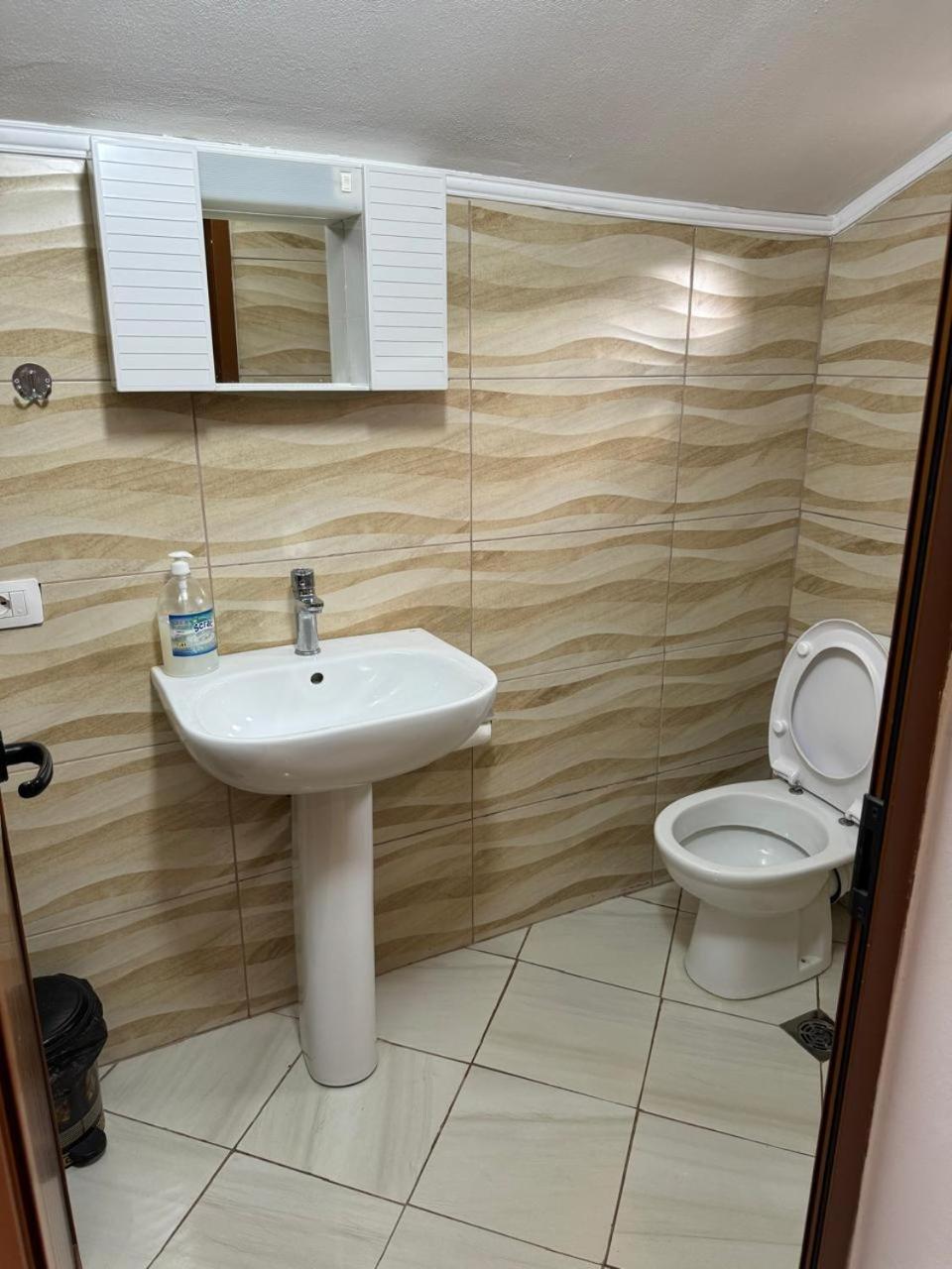 Villa Zefi Rrenc Papaj 外观 照片