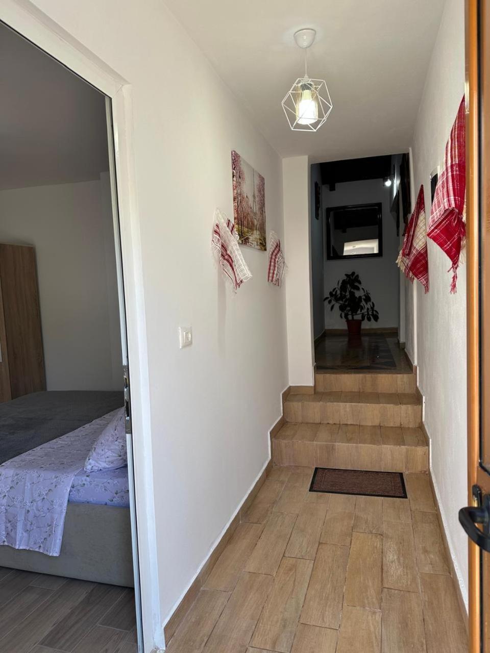 Villa Zefi Rrenc Papaj 外观 照片