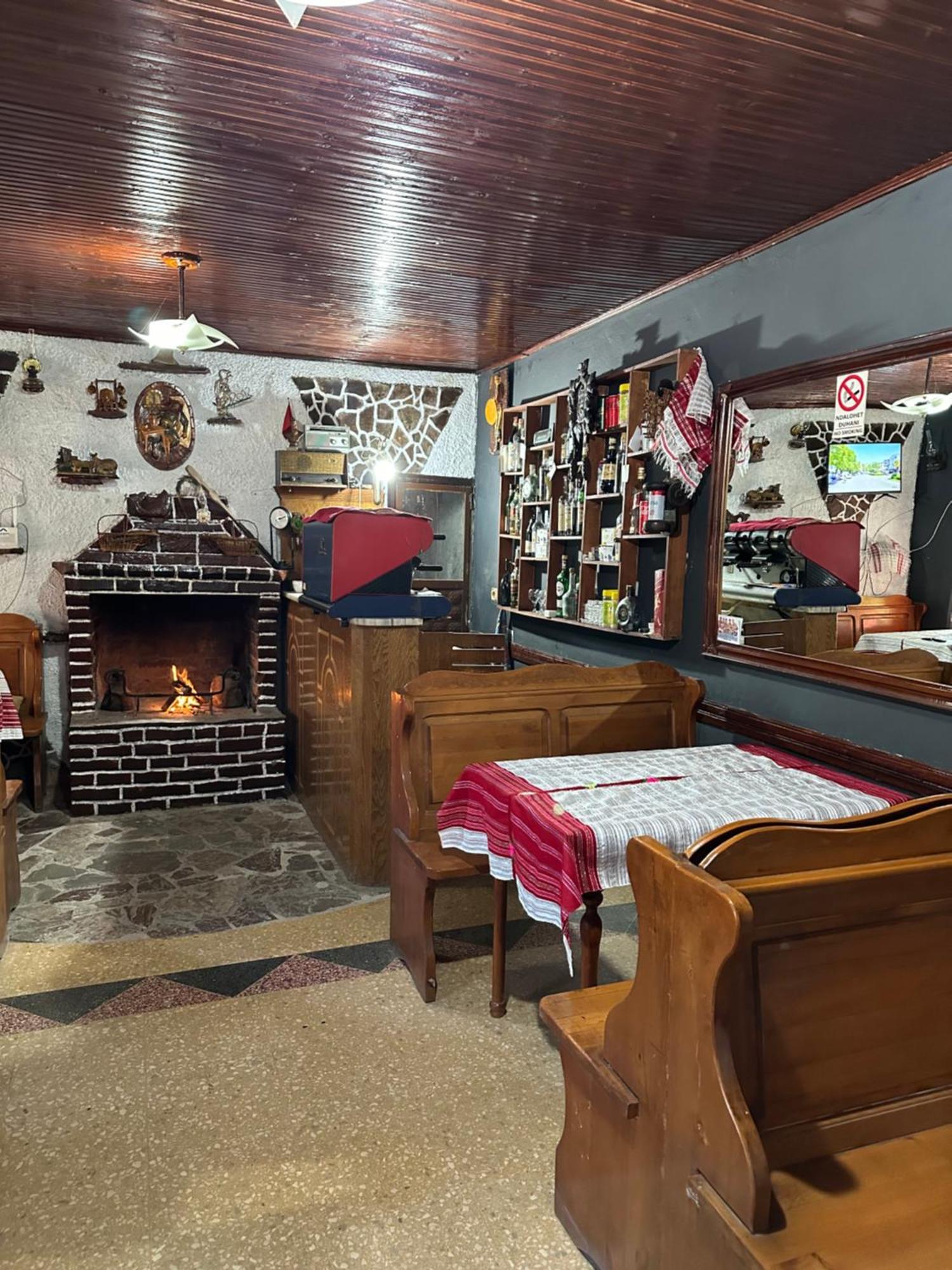 Villa Zefi Rrenc Papaj 外观 照片